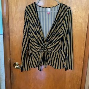 No boundaries XXXL (21) top